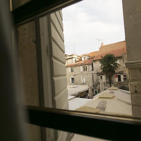 City Hostel Трогир Экстерьер фото